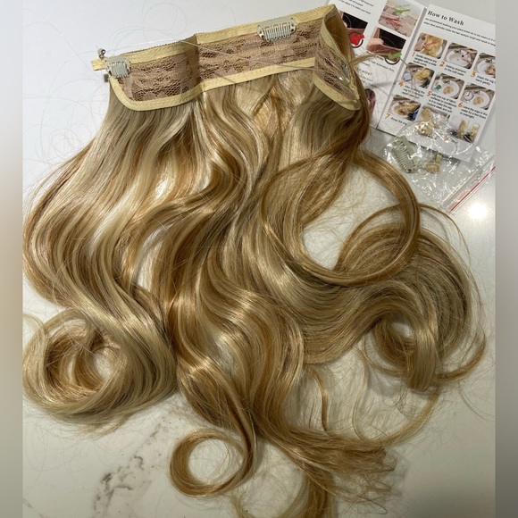 HAIR, 16" Halo/or Clip/In with instructions, Blonde highlighted - Picture 5 of 8